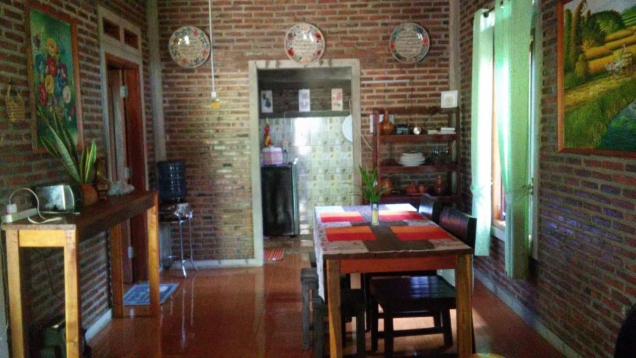 Giazvillacarita Sukarame Esterno foto
